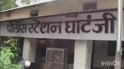 घाटंजी: शहरातील प्रोफेसर कॉलनी येथे शुल्लक कारणातून एकास मारहाण, आरोपी विरुद्ध घाटंजी पोलिसात गुन्हा दाखल