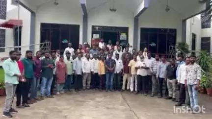 భద్రాచలం: భద్రాచలం రామాలయ ఈవో తీరుపై జర్నలిస్టుల ఐక్యవేదిక ఆధ్వర్యంలో హరిత టూరిజం హోటల్లో సమావేశం.