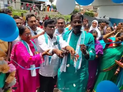 উলুবেড়িয়া ১: উলুবেরিয়া বাজারপাড়া বড় মসজিদ এলাকায় সুসংহত শিশু বিকাশ কেন্দ্র এবং অঙ্গনওয়াড়ি স্কুলের শুভ উদ্বোধন