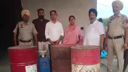 ਸੁਲਤਾਨਪੁਰ ਲੋਧੀ: ਆਬਕਾਰੀ ਵਿਭਾਗ ਨੇ ਪਿੰਡ ਤੋਤੀ ਵਿਖੇ ਛਾਪੇਮਾਰੀ ਦੌਰਾਨ 45 ਲੀਟਰ ਲਾਹਣ ਕੀਤੀ ਬਰਾਮਦ