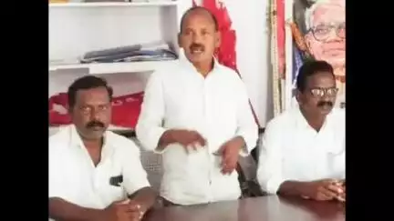చిట్యాల: కేంద్ర ప్రభుత్వం ఉపాధి హామీ చట్టానికి నిధులు తగ్గిస్తూ నిర్వీర్యం చేసేందుకు కుట్రలు చేస్తుంది: నారి ఐలయ్య