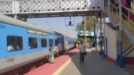 सरिया: चिचाकी रेलवे स्टेशन पर होगा हटिया इस्लामपुर एक्सप्रेस का ठहराव