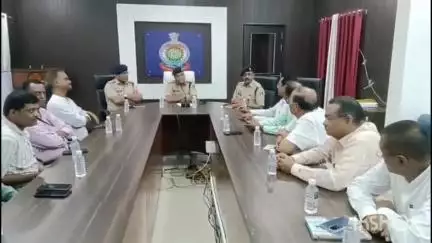 धमधा: सेक्टर 6 पुलिस कंट्रोल रूम में SP ने BSP यूनियन नेताओं के लिए बैठक की