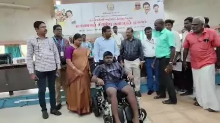திண்டுக்கல் மேற்கு: ஆட்சியர் அலுவலகத்தில் மாற்றுத்திறனாளி மாணவன் மின்சார நான்கு சக்கர நாற்காலி வேண்டுமென கோரிக்கை உடனே நிறைவேற்றிய ஆட்சியர்