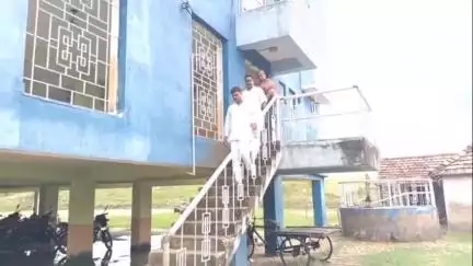 নামখানা: দেবনগর এলাকার ফ্লাট সেন্টারে পরিদর্শন করেন নামখানা পঞ্চায়েত সমিতির সভাপতি
