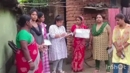 মেজিয়া: মেজিয়া ব্লক মহিলা তৃণমূলের তরফে "আমাদের ঠিকানা উন্নয়নের নিশানা " কর্মসূচি করা হল নামো মেজিয়ায় বাউরী পাড়ায় বুথে