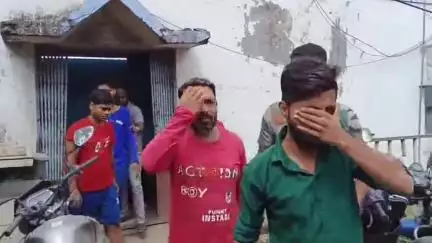 সোনারপুর: চাকরি দেওয়ার নামে লাখ লাখ টাকা প্রতারণার অভিযোগে সোনারপুরে গ্রেপ্তার  2, পেশ আদালতে