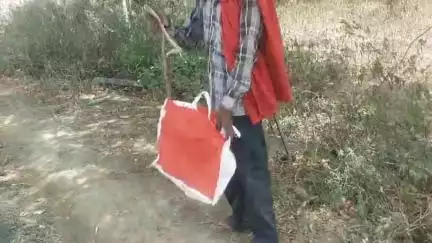 Sundar Lal सांप की जान बचाई फिर जंगल में छोड़ दिया