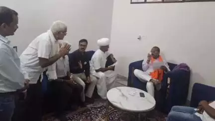 टांटोटी: BSF जवानों को शहीद का दर्जा और अर्धसैनिक कल्याण बोर्ड के गठन की मांग को लेकर केकड़ी MLA को सौंपा गया ज्ञापन