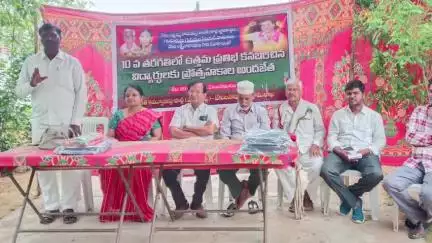 వలిగొండ: ప్రభుత్వ విద్యారంగాన్ని కాపాడుకోవాల్సిన బాధ్యత ప్రతి ఒక్కరిపై ఉంది: సిపిఎం