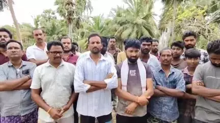 వంగవీటి విగ్రహ ఏర్పాటును అడ్డుకోవడం సమంజసం కాదు: అంతర్వేదికరలో కాపు సామాజిక వర్గానికి చెందిన నేతలు