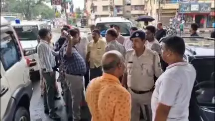 ব্যারাকপুর ২: নিকাশি সমস্যার সমাধানে প্রশাসনের পক্ষ থেকে পরিদর্শন ব্যারাকপুর মহকুমার বিভিন্ন অঞ্চল #jansamasya