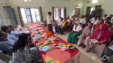 डुमरांव: डुमरांव के कृषि कार्यालय में शारदीय खरीफ महाअभियान के तहत प्रखंड स्तरीय प्रशिक्षण सह कार्यशाला आयोजित