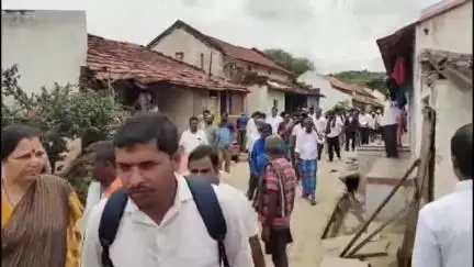 ಕೃಷ್ಣರಾಜಪೇಟೆ: ದಲಿತ ಜನಾಂಗದ ರೈತನ ಜೀವಂತ ದಹನ ಪ್ರಕರಣ: ಕತ್ತರಘಟ್ಟಕ್ಕೆ ಕರ್ನಾಟಕ ವಿಧಾನ ಮಂಡಲದ ಅನುಸೂಚಿತ ಜಾತಿ ಮತ್ತು ಪಂಗಡಗಳ ಕಲ್ಯಾಣ ಸಮಿತಿ ಭೇಟಿ