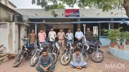 નિઝર: નિઝર પોલીસે નદીહાટી ફળિયા માંથી 6 મોટર સાયકલ સાથે બે ઈસમને ઝડપી લીધા.
