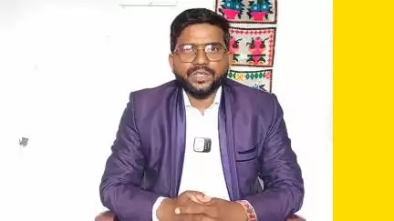 दलित मजदूर की मौत। ठेकेदार ओमप्रकाश चंद्रवंशी ने नहीं किया सहयोग। मामला सतबहिनी नौगढ़ का। #palamu #untariroad #dalit
