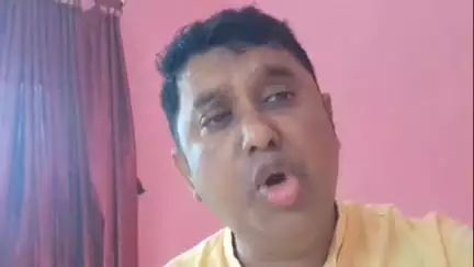 হাসনাবাদ: টাকি পৌরসভায় ফের দুর্নীতির অভিযোগে কাঠগড়ায় পৌরসভার বড়বাবু প্রবীর চ্যাটার্জী , টাকি এলাকা থেকে বিস্ফোরক বিজেপি জেলা স