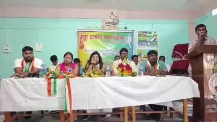 জলঙ্গি: জলঙ্গি মহাবিদ্যালয় সভাকক্ষে বন্ধু মহল সংগঠনের তরফ থেকে আলোচনা সভা ও সংবর্ধনা সভা