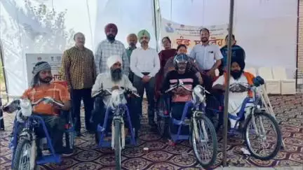 ਖਡੂਰ ਸਾਹਿਬ: ਬਲਾਕ ਭਿਖੀਵਿੰਡ ਤੇ ਬਲਾਕ ਖਡੂਰ ਸਾਹਿਬ ਵਿਖੇ ਵਿਸ਼ੇਸ ਕੈਂਪਾਂ ਦੇ ਦੌਰਾਨ 336 ਅੰਗਹੀਣ ਵਿਅਕਤੀਆਂ ਨੂੰ ਵੰਡੇ ਗਏ ਸਹਾਇਕ ਉਪਕਰਣ