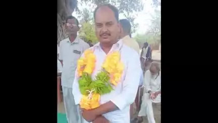 कान्हाचट्टी: शेरशाह, कान्हाचट्टी और प्रतापपुर में खेदु यादव बने राजद प्रखंड अध्यक्ष, पूर्व मंत्री ने दी बधाई