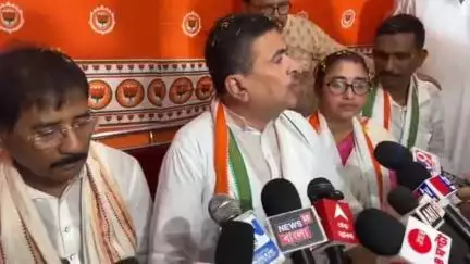 কৃষ্ণগঞ্জ: বিরোধী দলনেতা শুভেন্দুর কটাক্ষের জবাব দিলেন রানাঘাটের তৃণমূল বিধায়ক মুকুটমনি