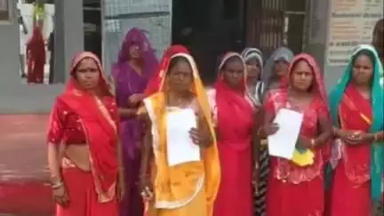 बासोदा: बासौदा के ग्राम साहिबा में लोन दिलाने के नाम पर 12 महिलाओं से ₹45000 की ठगी
