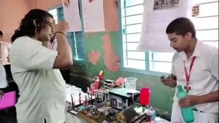 ইসলামপুর: ছাত্র-ছাত্রীদের বিজ্ঞান ও গণিতের প্রতি আগ্রহ বাড়াতে  স্কুলে গণিত ও বিজ্ঞান মেলা