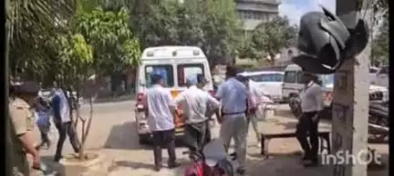 बिक्रमगंज: बिक्रमगंज में प्रधानमंत्री के कार्यक्रम के दौरान आकस्मिक दुर्घटना से निपटने के लिए करूणा अस्पताल में मॉक ड्रिल आयोजित
