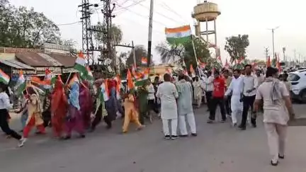 पीलीबंगा: पीलीबंगा कस्बे में भाजपा कार्यकर्ताओं ने निकाली तिरंगा यात्रा