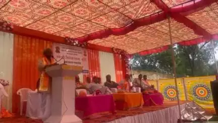 गोगुन्दा: विधानसभा अध्यक्ष वासुदेव देवनानी ने झाडोल दौरे के दौरान स्वामी विवेकानंद की मूर्ति का किया अनावरण