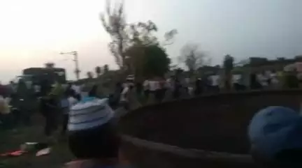 दलौदा: सौन्दनी फाटक पर कुएं में मिली लाश, नाबालिग किशोर की मौत से फैली सनसनी, परिजनों ने जताई हत्या की आशंका
