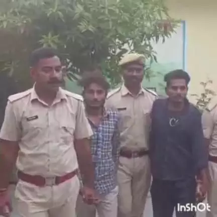 घाटोल: गरनावट गांव में खेत में दफनाई गई महिला की लाश मिलने के मामले में सहयोगी युवक को किया गया गिरफ्तार