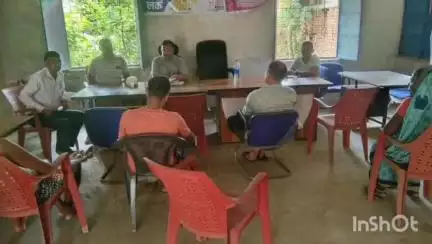 नौडीहा बाज़ार: लक्ष्मीपुर व खैरादोहर पंचायत में पीएम किसान सम्मान निधि को लेकर शिविर का आयोजन
