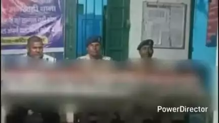 मनसाही: मनसाही में पुलिस ने बोलेरो से 155 लीटर अवैध विदेशी शराब बरामद की, जाँच शुरू