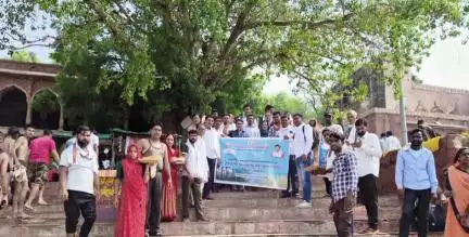 बागली: जल गंगा संवर्धन अभियान: मध्य प्रदेश जन अभियान परिषद नेमावर में सिद्धेश्वर घाट पर किया श्रमदान
