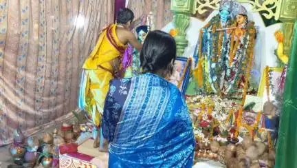 ଓରିଏଣ୍ଟ: ଝାରସୁଗୁଡା ଜିଲ୍ଲା ବ୍ରଜରାଜନଗର ଖଲିଆକାନି ଗସ୍ତ କଲେ ବ୍ରଜରାଜନଗରର ପୂର୍ବତନ ବିଧାୟିକା ଅଳକା ମହାନ୍ତି