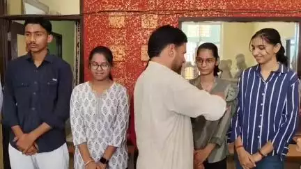 टिब्बी: शेरेकां गांव की छात्रा प्रिंसी धारणिया ने टिब्बी टॉप किया, दसवीं बोर्ड परीक्षा में प्राप्त किए 97.67% अंक