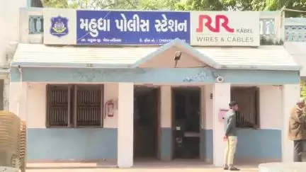 મહુધા: સોનાલી સરકારી દવાખાના પાસે અગાઉની અદાવતમાં ખેડૂતને માર મારનાર બે લોકો વિરોધ ગુનો નોંધાયો