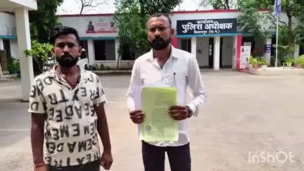 बिजली ऑफिस चकरभाठा के कर्मचारियों की गलत कार्य प्रणाली पर उपभोक्ता ने उठाए सवाल, कर्मचारियों ने की शिकायत