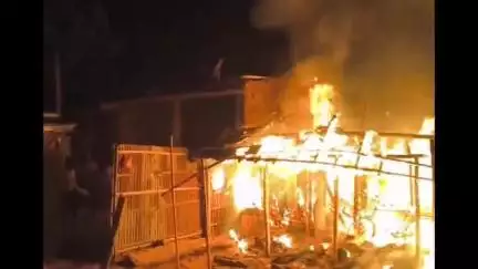 मुरलीगंज: आग लगने से लाखों रुपये नकद और सामान जलकर राख, दो मवेशी झुलसे