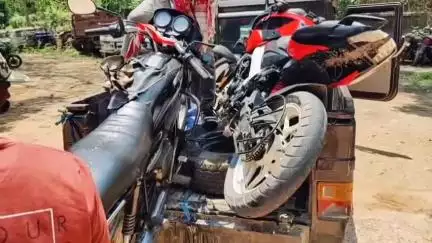 बूरमू: बुढ़मू थाना क्षेत्र के चकमें टोंगरी में दो मोटरसाइकिलों की टक्कर, दो लोग घायल
