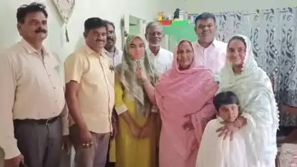 ಬೀಳಗಿ: ಎಸ್.ಎಸ್.ಎಲ್.ಸಿ ಪರೀಕ್ಷೆಯಲ್ಲಿ ರಾಜ್ಯಕ್ಕೆ ದ್ವಿತೀಯ ಸ್ಥಾನ ಪಡೆದ ಬೀಳಗಿ ಪಟ್ಟಣದ ವಿದ್ಯಾರ್ಥಿನಿ ಶಫಾ