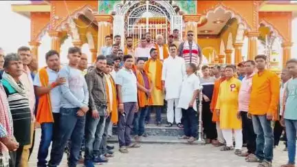 पत्थलगड्डा: पूर्व मंत्री श्री सत्यानन्द भोगता जी पत्थलगड़ा पहुँचे, नौ दिवसीय शतचंडी महायज्ञ में हुए शामिल