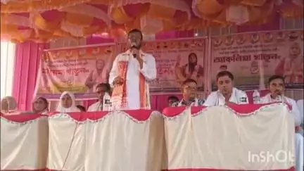 দক্ষিণ শালমাৰা: ৰাধুৰাম চাৰিআলিত কংগ্ৰেছ দলৰ বিশাল নিৰ্বাচনী জনসভা, উপস্থিত স্থানীয় বিধায়ক ওৱাজেদ আলী চৌধুৰী