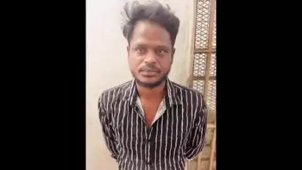 திருப்பூர் வடக்கு: ரயில் நிலையம் அருகே கஞ்சா வைத்திருந்ததாக இருவரை வடக்கு போலீசார் கைது செய்தனர்