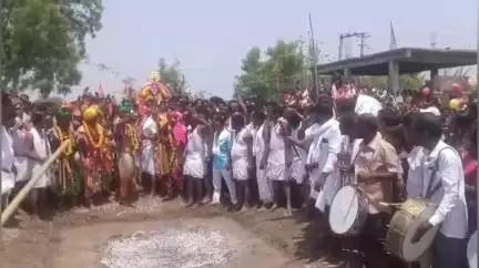 ಚಿಂಚೋಳಿ: ಚಿಮ್ಮಾಇದಲಾಯಿ ಗ್ರಾಮದಲ್ಲಿ ವೀರಭದ್ರೇಶ್ವರ ಜಾತ್ರೆ ಹಿನ್ನೆಲೆ ನಾನಾ ಧಾರ್ಮಿಕ ಕಾರ್ಯಕ್ರಮ