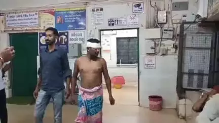 ସୁକିନ୍ଦା: ଡ଼ୁବୁରି ପାଖ 53 ନଂ ଜାତୀୟ ରାଜପଥରେ ବାଇକ ଦୁର୍ଘଟଣାରେ ଯୁବକ ଗୁରୁତର