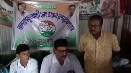 তুফানগঞ্জ ১: অন্দরনফুলবাড়ী দত্তপাড়া এলাকায় তৃনমূলের দলীয় কার্যালয়ে  ১০ টি পরিবার বিজেপি ছেড়ে তৃনমূলে যোগ দিলো