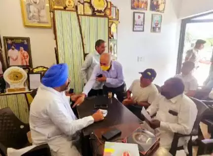 नालागढ़: नालागढ़ विधायक बाबा हरदीप सिंह ने अपने गृह क्षेत्र में जन समस्याएं सुनीं