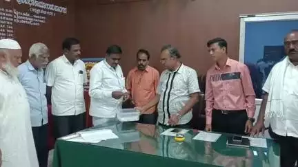 ಪಾವಗಡ: ಪಟ್ಟಣದಲ್ಲಿ ಹೋಲ್ ಸೇಲ್ ಹೂವಿನ ವ್ಯಾಪಾರಿಗಳಿಗೆ ಹೊಸ ಜಾಗ, ಲಾಟರಿ ಮೂಲಕ ನಿಗದಿ